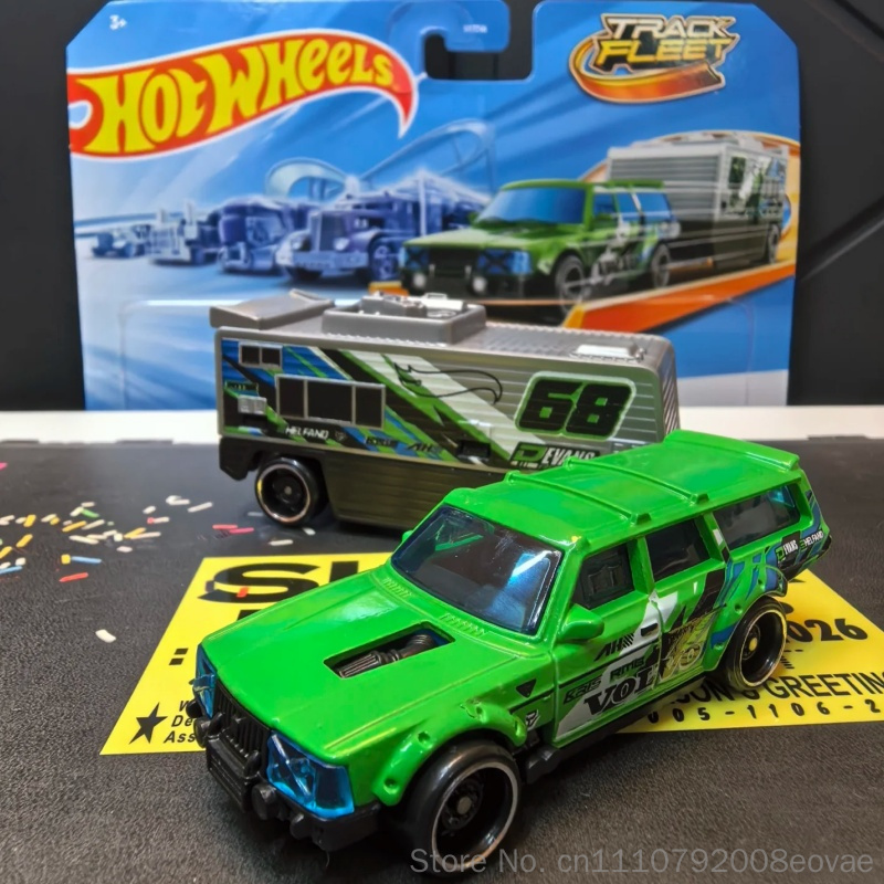 本物のホットウィール合金製カーモデル、ボルボ240、ドリフト - Mattel Toy Hot Wheels のレビューと価格