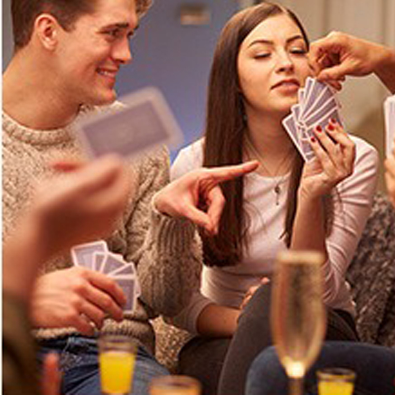 楽しいスペイン製トランプ「バラルホ・トルコ・トラディショナル - Party Games Jogos のレビューと価格